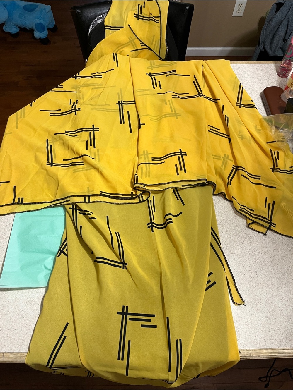 African Culture 3 piece dress top and scarf.